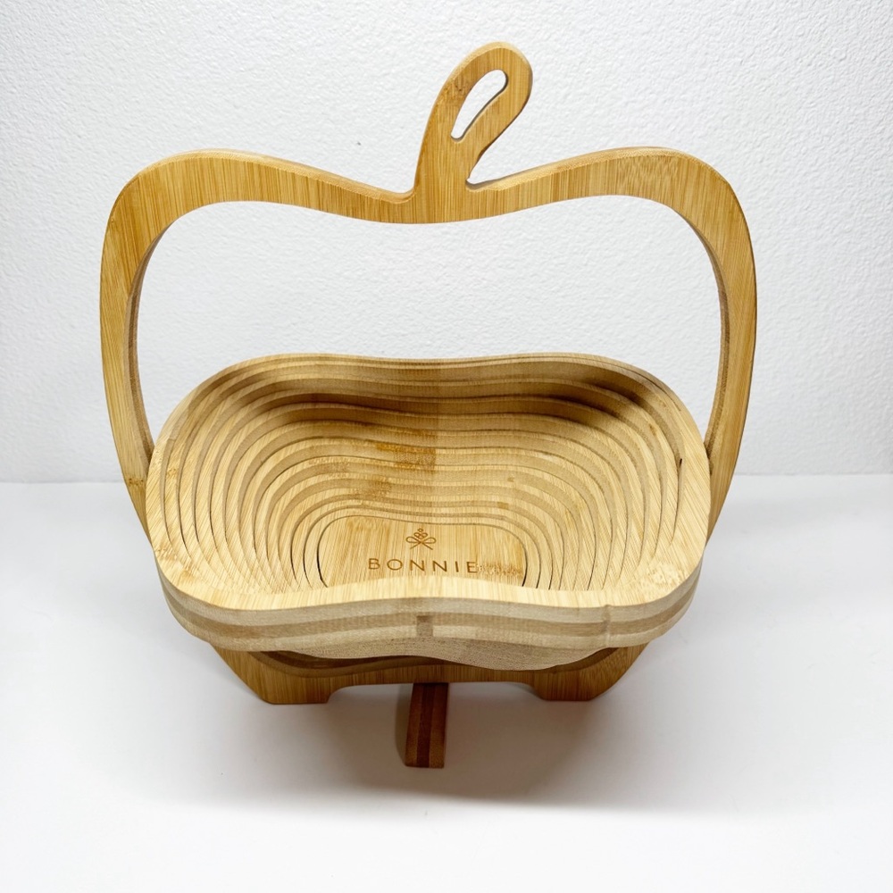 Bonnie & Pop Collapsible Apple Wood Fruit Basket Trivet